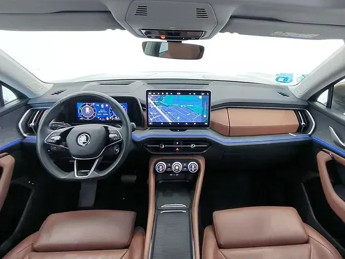 Usado Skoda Kodiaq Selection 204 CV (150 kW) 2024 Oro SUV
