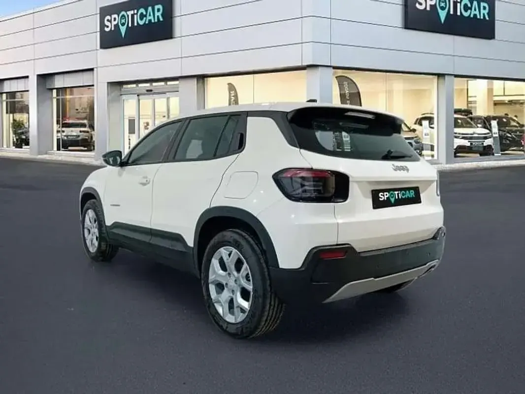 Usado Jeep Avenger Altitude 101 CV (74 kW) 2024 Blanco SUV