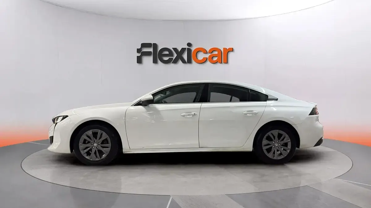 Usado Peugeot 508 Active 131 CV (96 kW) 2020 Blanco Berlina