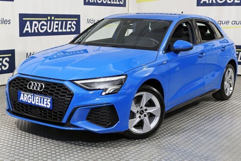 Azul Usado 2021 Audi A3 Sportback e-tron S-Line Berlina | 28.890 € (Un poco caro) - Imagen 1/4