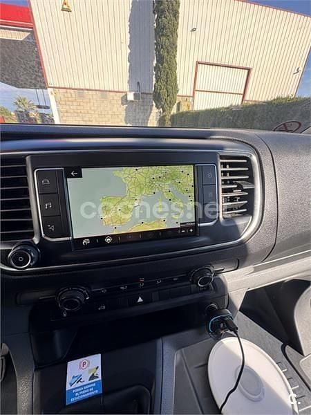 Begagnad Citroën Jumpy 180 HK (132 kW) 2024 Blå Minibuss