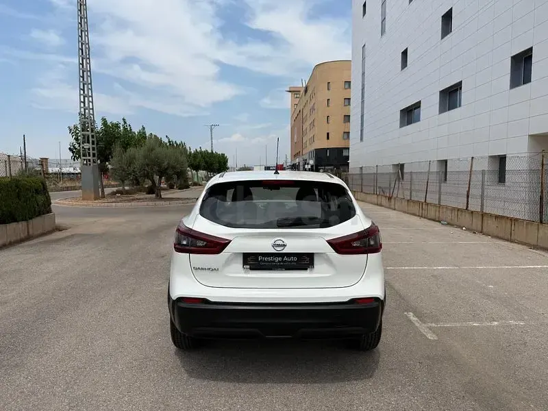 Usado Nissan Qashqai Acenta 140 CV (102 kW) 2021 Blanco SUV