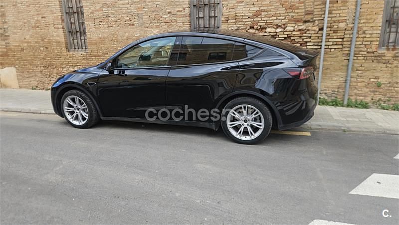 Usado Tesla Model Y RWD 250 kW (340 CV) 2023 Eléctrico SUV
