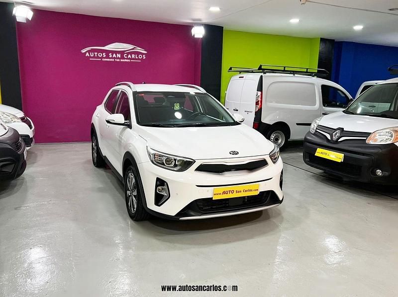 Blanco Usado 2021 Kia Stonic SUV | 15.900 € (Precio justo) - Imagen 1/4