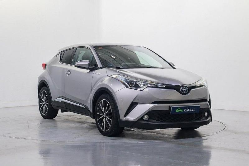 Usado Toyota C-HR Advance 122 CV (89 kW) 2017 Gris / plata SUV