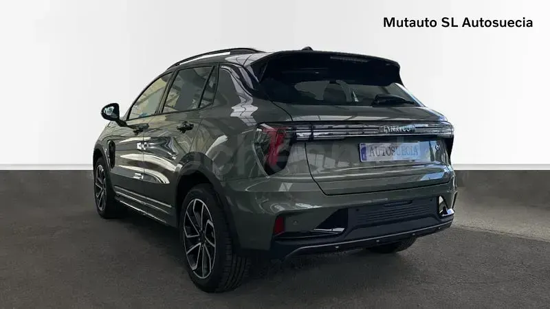 Usado Lynk & Co 01 276 CV (202 kW) 2026 Verde SUV