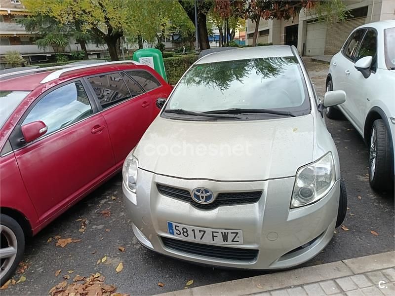 Beige Usado 2007 Toyota Auris Sol Berlina | 3500 € (Precio justo) - Imagen 1/4