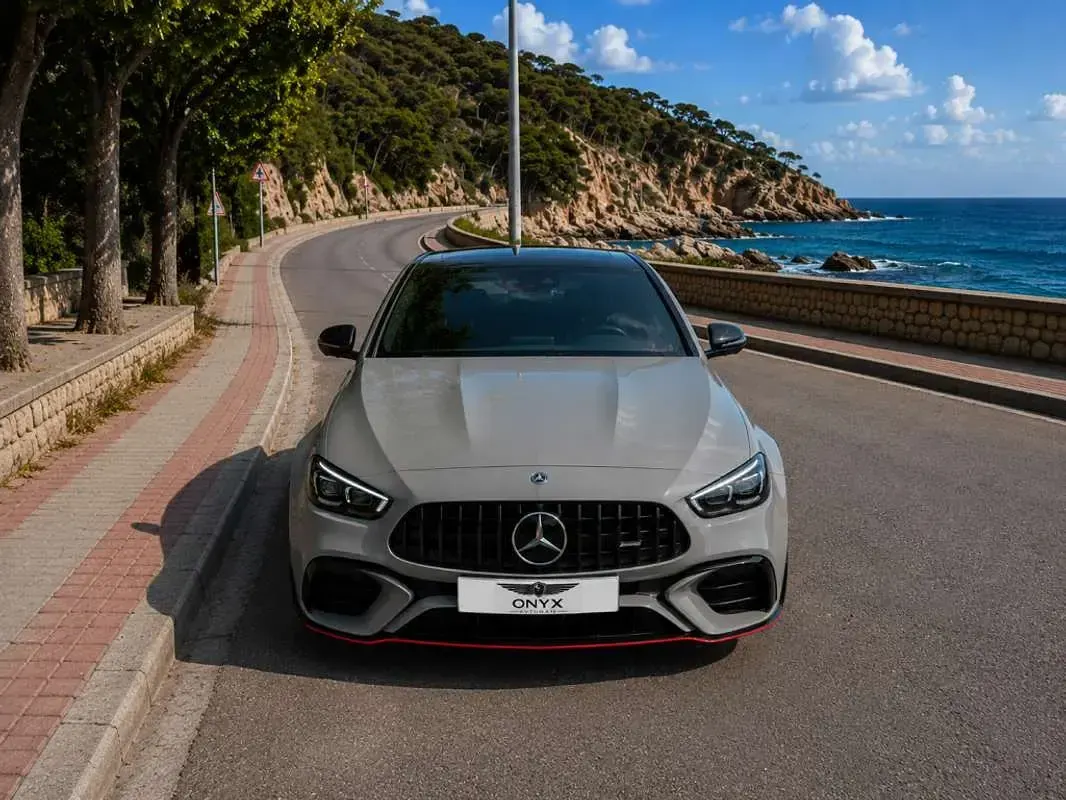 Usado Mercedes C63 AMG AMG 680 CV (500 kW) 2024 Gris Berlina