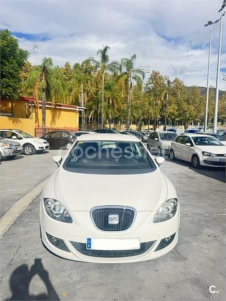 Blanco Usado 2008 Seat Leon Ecomotive Berlina | 6500 € (Precio justo) - Imagen 1/4