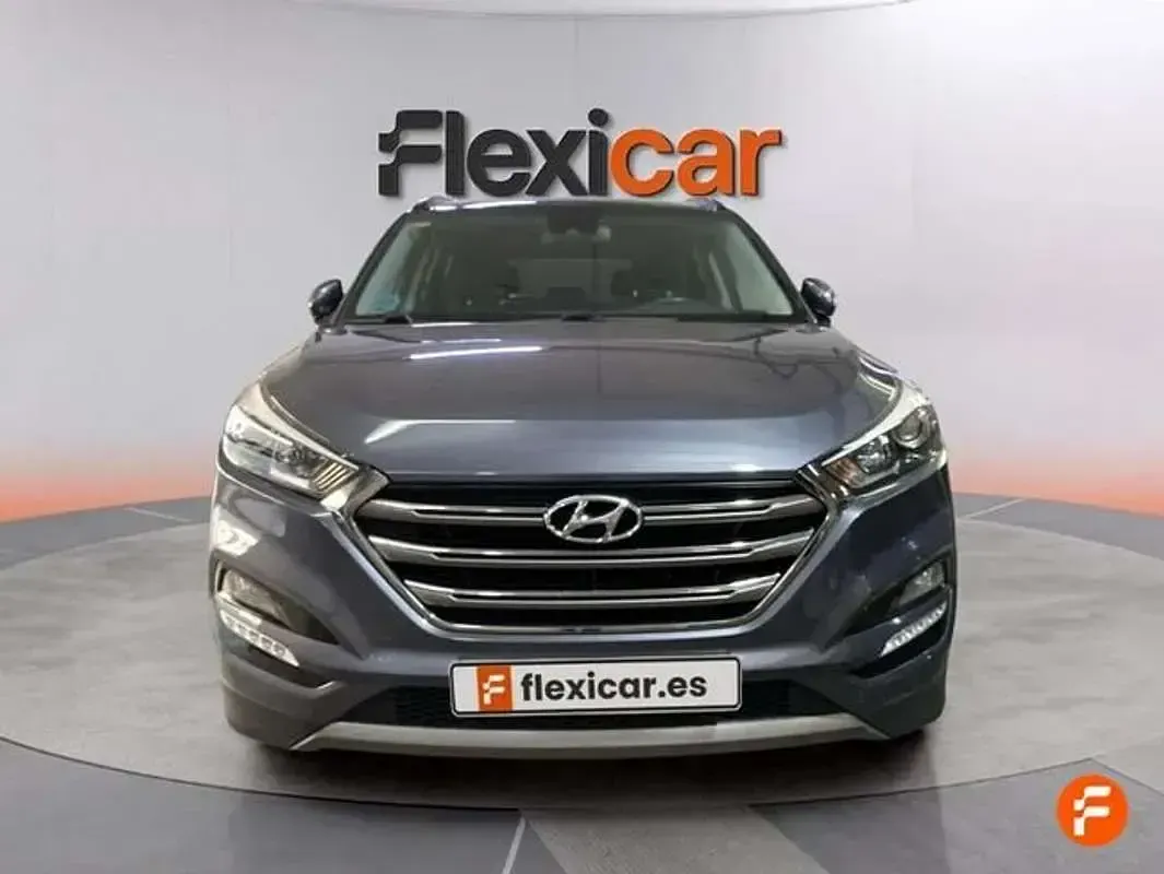 Usado Hyundai Tucson 116 CV (85 kW) 2018 Gris SUV
