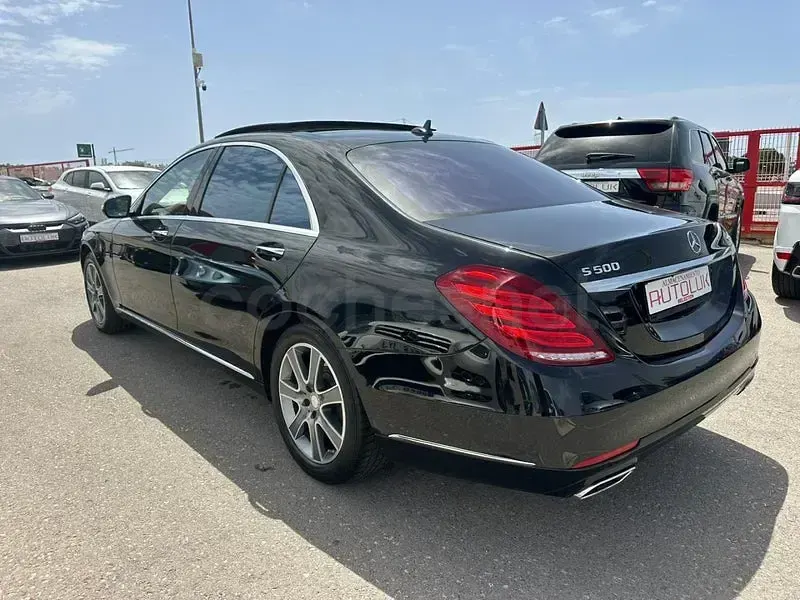 Usado Mercedes S500 455 CV (334 kW) 2015 Negro Berlina