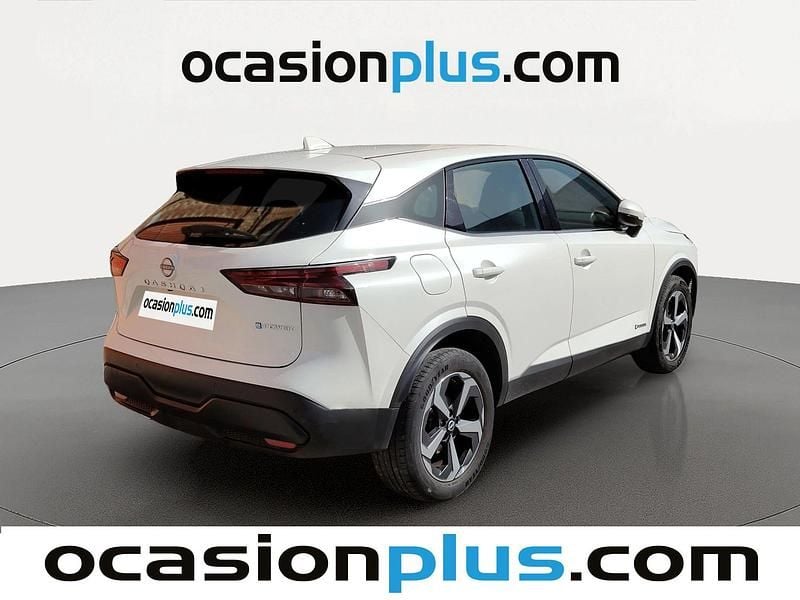 Używany Nissan Qashqai N-Connecta 190 KM (139 kW) 2024 Biały SUV