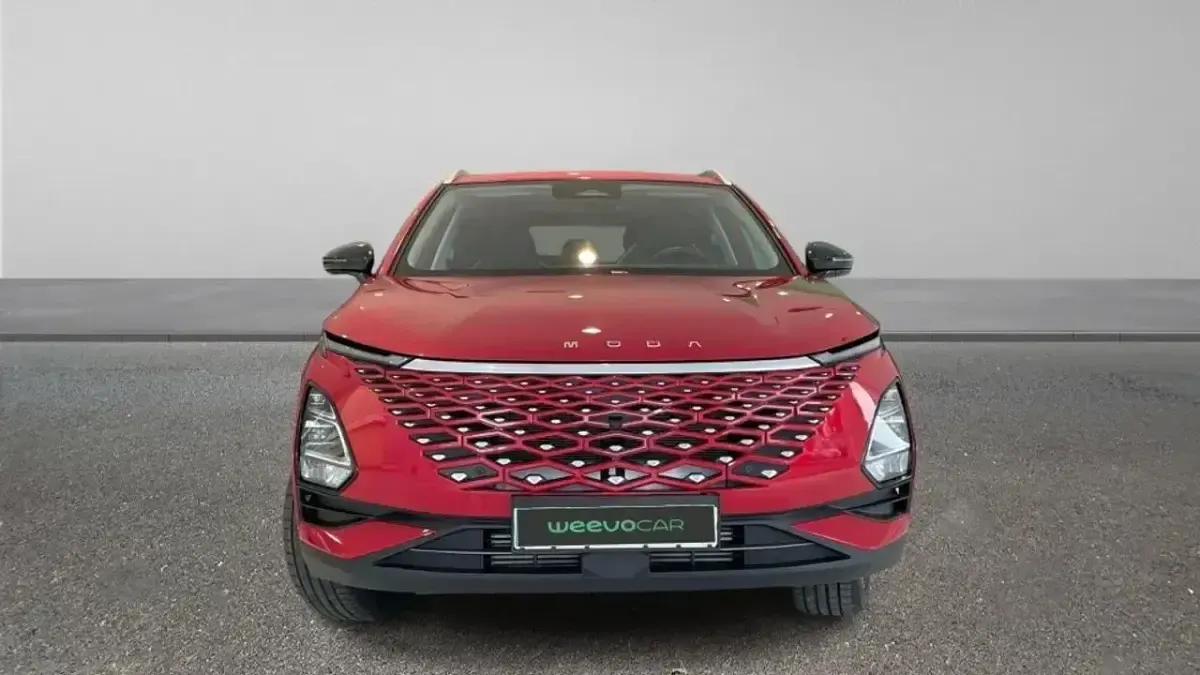 Usado Omoda 5 147 CV (108 kW) 2025 Rojo SUV