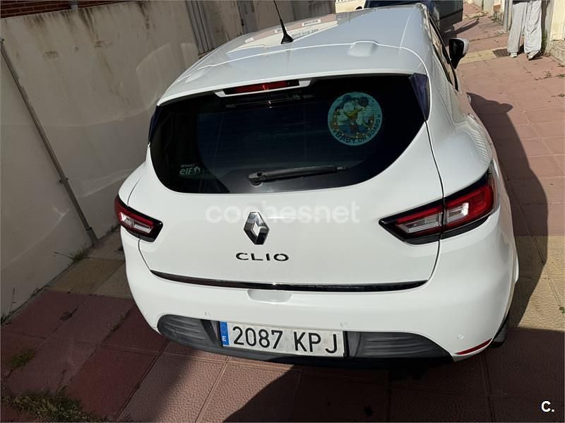 Usado Renault Clio IV Zen 90 CV (66 kW) 2018 Blanco Berlina