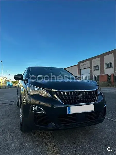 Usado Peugeot 3008 Active 130 CV (95 kW) 2019 Azul SUV
