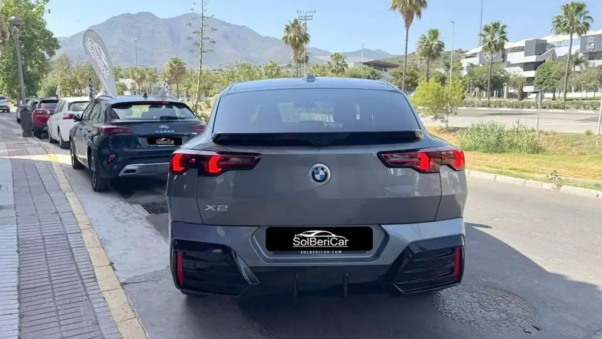 Usado BMW X2 Comfort Edition 150 CV (110 kW) 2025 Gris SUV