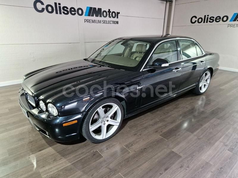 Usado Jaguar XJ8 Executive 298 CV (219 kW) 2007 Negro Berlina