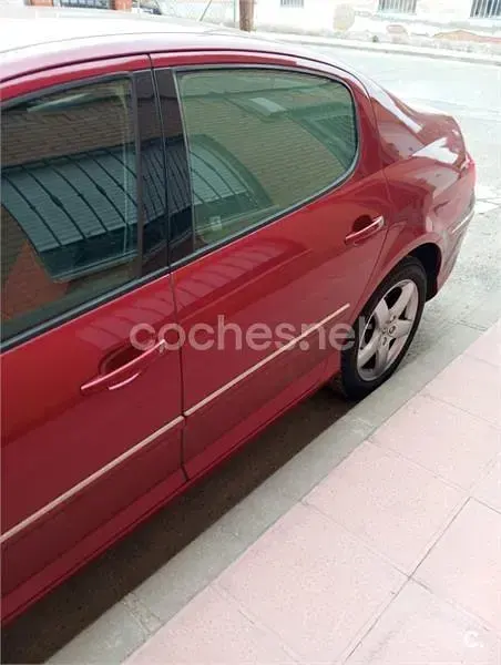 Usado Peugeot 407 136 CV (100 kW) 2004 Rojo Berlina