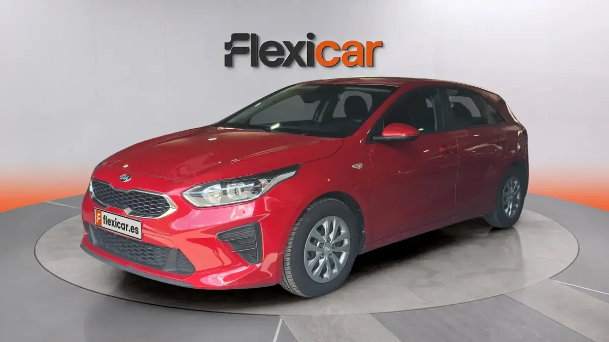 Usado Kia Ceed 115 CV (84 kW) 2020 Rojo Utilitario