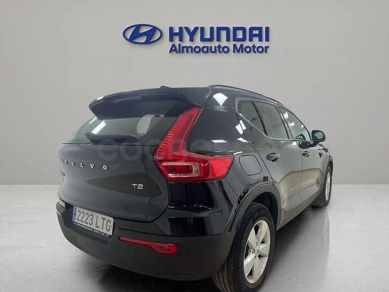 Usado Volvo XC40 Momentum 129 CV (94 kW) 2021 Negro SUV