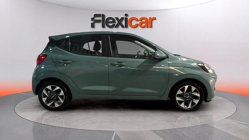 Usado Hyundai i10 67 CV (49 kW) 2023 Verde Utilitario