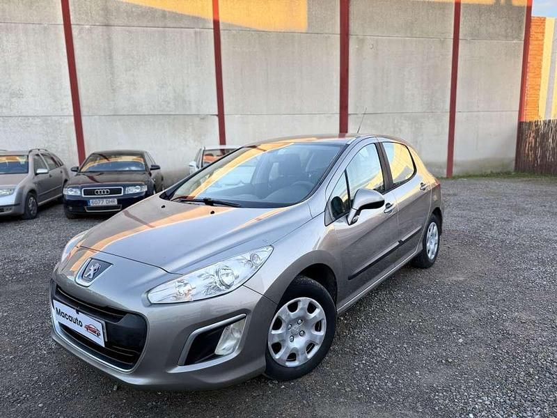 Beige Usado 2012 Peugeot 308 Access Utilitario | 6300 € (Precio justo) - Imagen 1/4