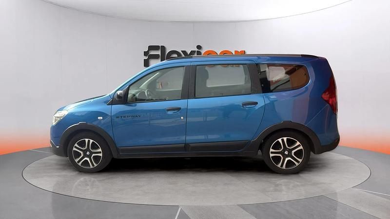 Usado Dacia Lodgy Comfort 116 CV (85 kW) 2021 Azul Monovolumen