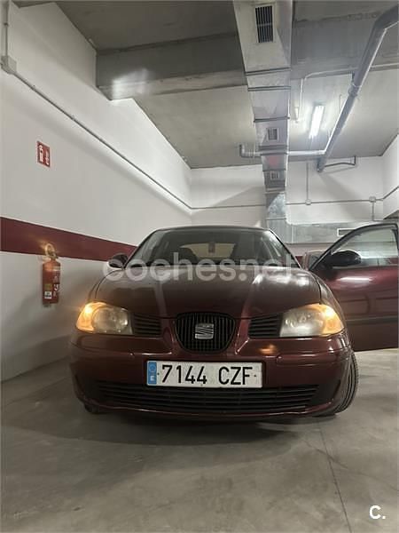 Granate Usado 2004 Seat Cordoba Berlina | 2000 € (Buen precio) - Imagen 1/1