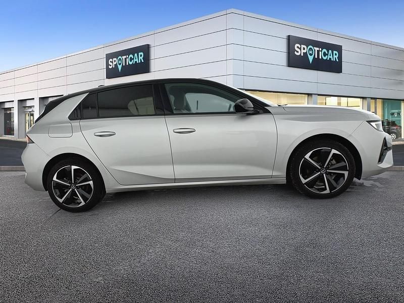 Usado Opel Astra 130 CV (95 kW) 2024 Gris Utilitario