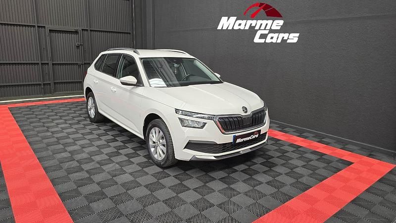 Usado Skoda Kamiq Ambition 110 CV (80 kW) 2021 Blanco SUV