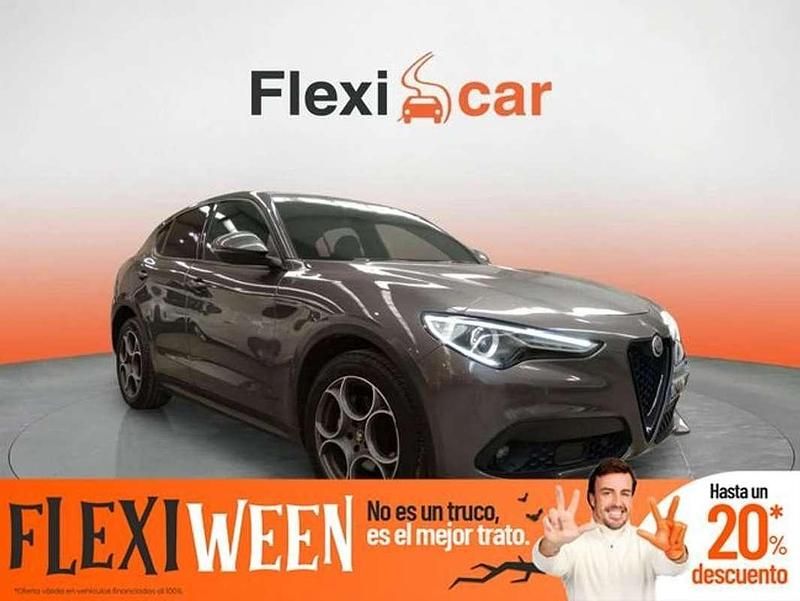 Gris Usado 2022 Alfa Romeo Stelvio Sprint SUV | 25.980 € (Precio justo) - Imagen 1/4