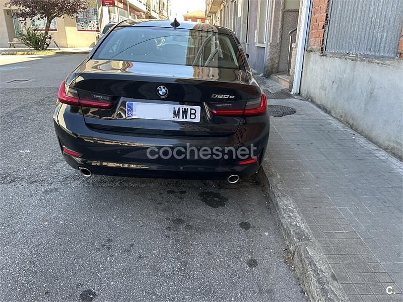 Usado BMW 320e 204 CV (150 kW) 2021 Negro Berlina