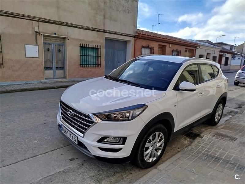 Usado Hyundai Tucson 116 HP (85 kW) 2019 Branco SUV