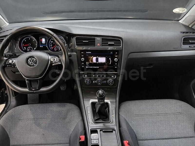Usado VW Golf VII Business 115 CV (84 kW) 2018 Negro Berlina
