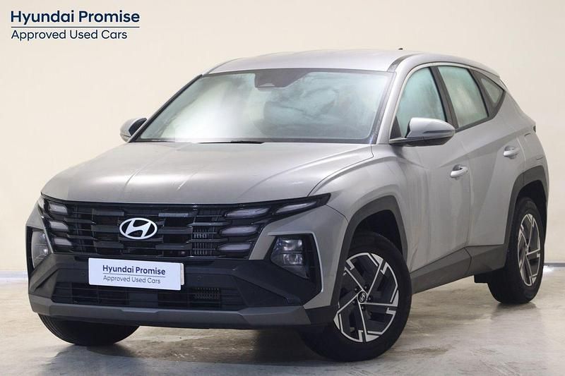 Usado Hyundai Tucson 160 CV (117 kW) 2025 Gris claro SUV