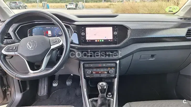 Usado VW T-Cross Sportline 110 CV (80 kW) 2020 Gris / plata SUV
