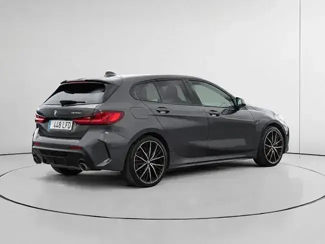 Usado BMW M135 306 CV (225 kW) 2020 Gris Utilitario