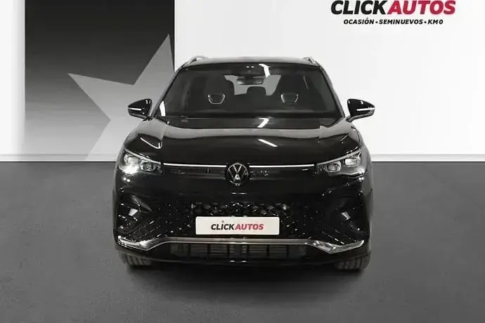 Usado VW Tiguan R-line 150 CV (110 kW) 2025 SUV