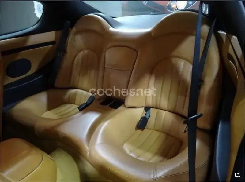Usado Maserati Coupé 390 CV (286 kW) 2003 Blanco Coupe