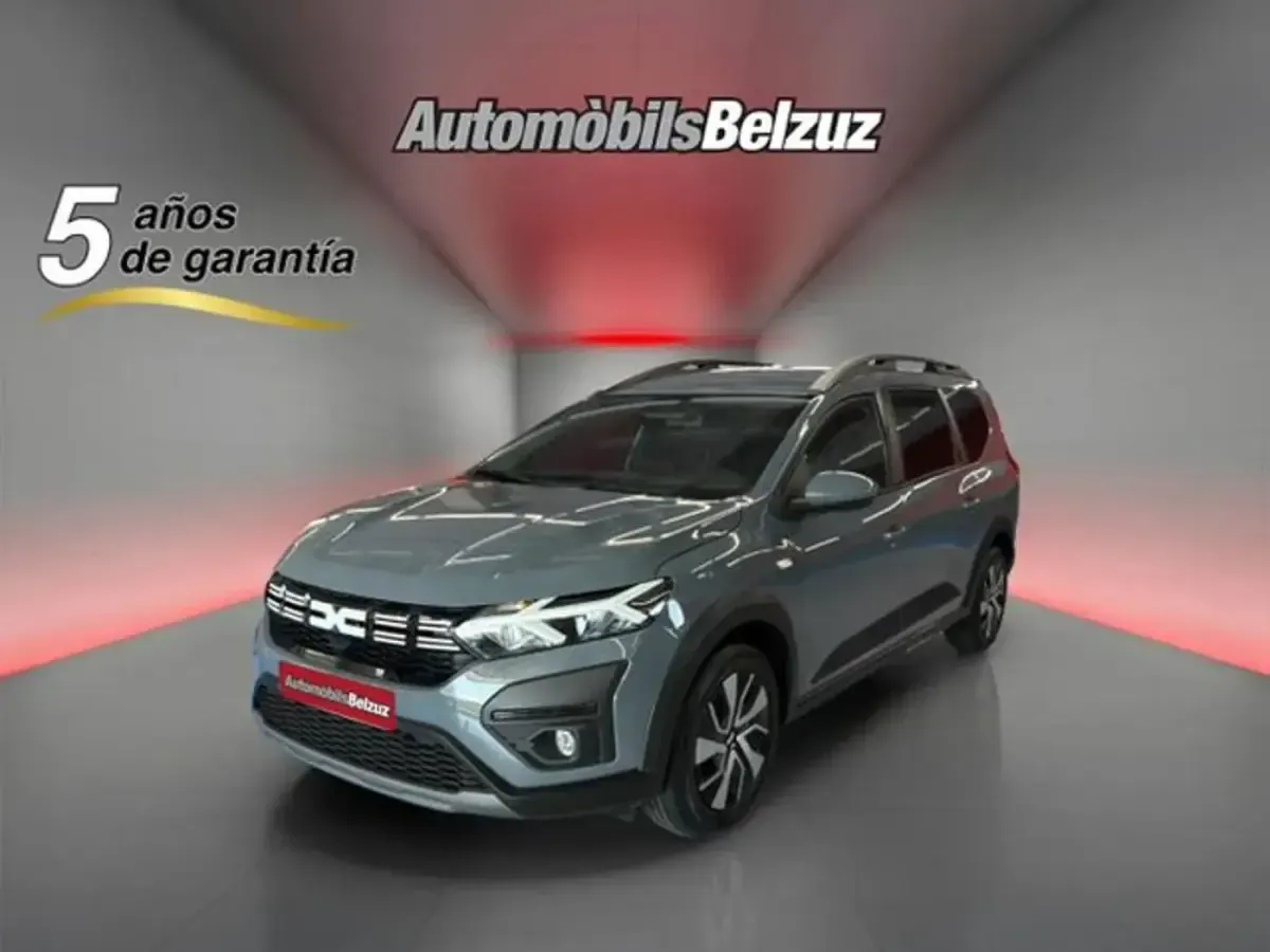 Usado Dacia Jogger Expression 110 CV (80 kW) 2025 Monovolumen