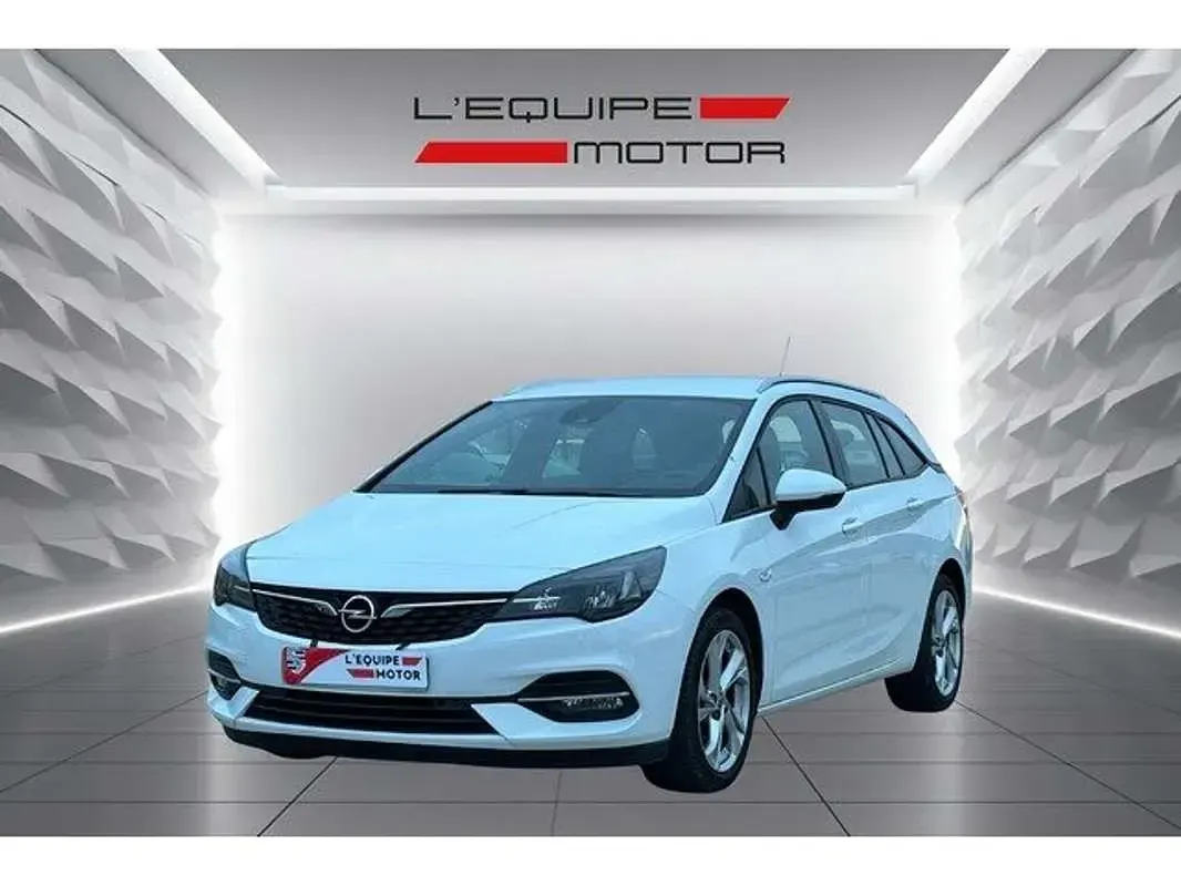 Usado Opel Astra GS Line 105 HP (77 kW) 2021 Branco Carrinha