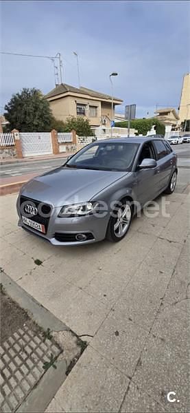 Usado Audi A3 Ambition 140 CV (102 kW) 2010 Gris / plata Utilitario