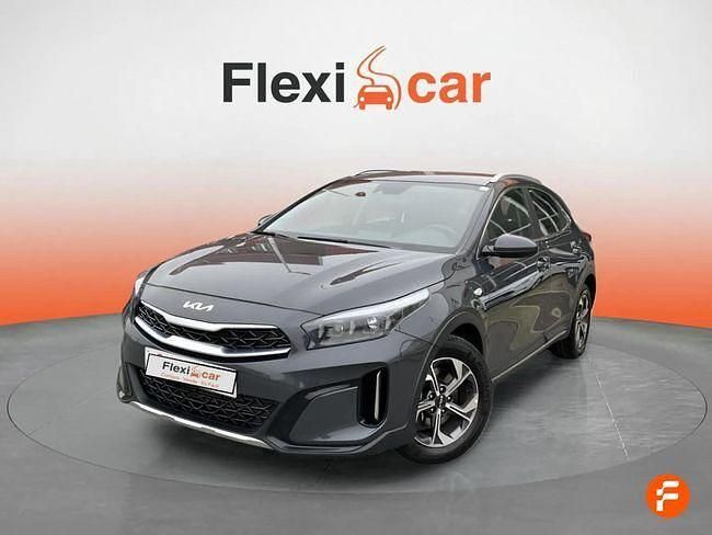 Usado Kia XCeed 120 CV (88 kW) 2023 Gris SUV