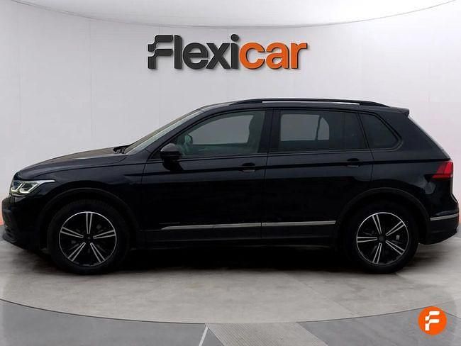 Usado VW Tiguan Life 150 CV (110 kW) 2021 Negro SUV