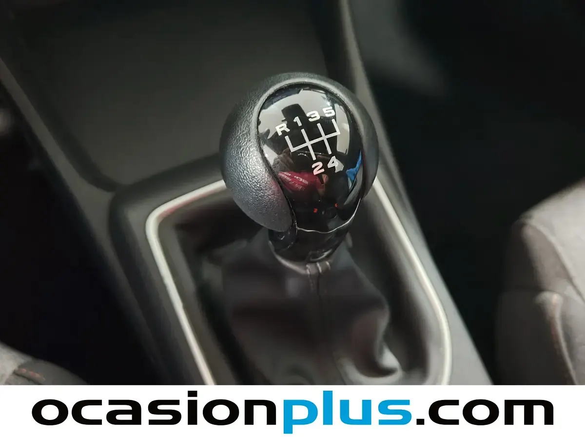 Usado MG MG3 Comfort 116 CV (85 kW) 2025 Negro Utilitario