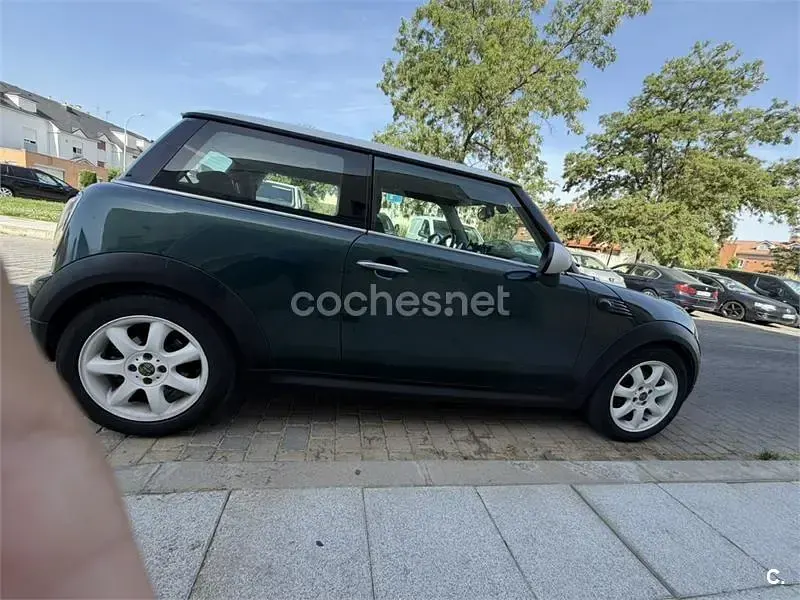 Usado Mini Cooper 120 CV (88 kW) 2010 Verde Utilitario