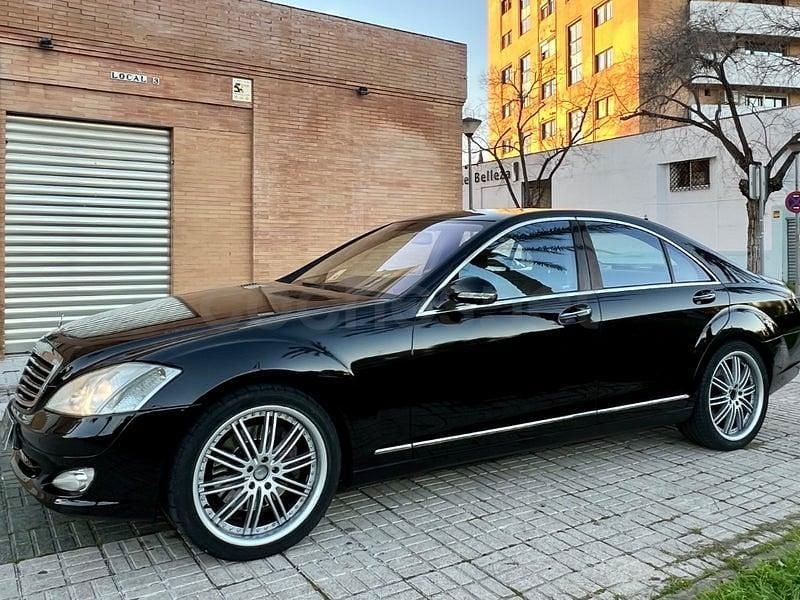 Usado Mercedes S500 388 CV (285 kW) 2006 Negro Berlina