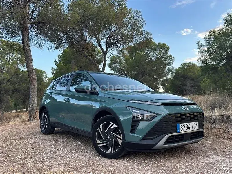 Usado Hyundai Bayon 100 CV (73 kW) 2022 Verde SUV