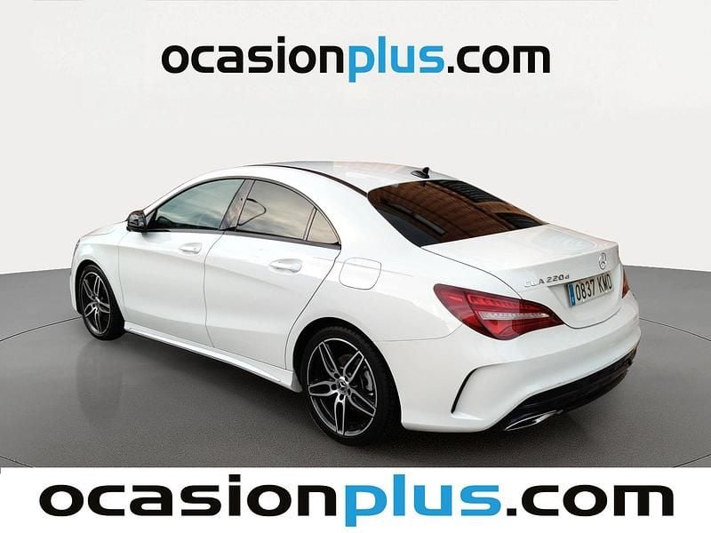 Usado Mercedes CLA220 AMG 177 CV (130 kW) 2018 Blanco Berlina