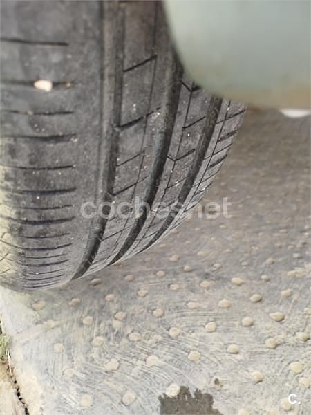 Usado Hyundai Accent 82 CV (60 kW) 2004 Gris / plata Berlina